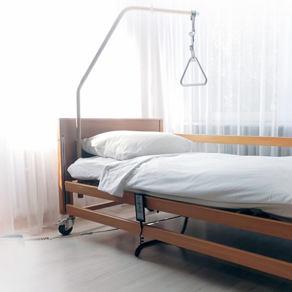lozka-rehabilitayjne-atena-rehabil.jpg
